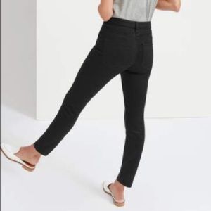 EVERLANE- Mid Rise Skinny Jean